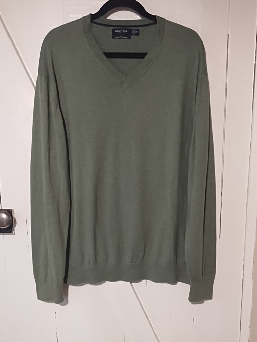 Nautica Olive Green Men’s V-Neck Sweater EUC XXL.